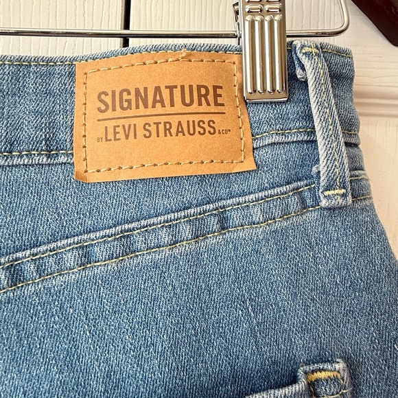 Levi Strauss Signature High Rise Skinny - Picture 3 of 7
